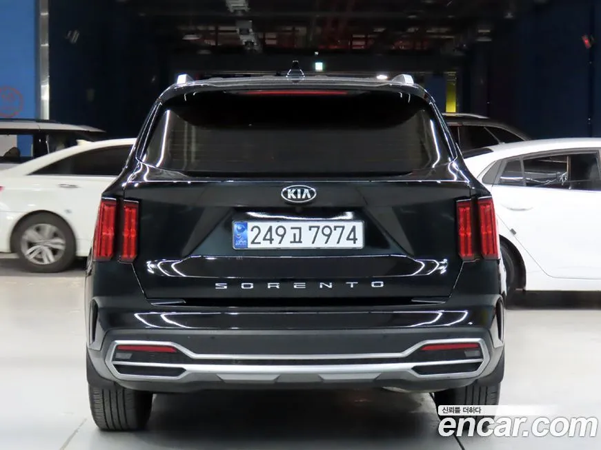 Kia Sorento — фото 3