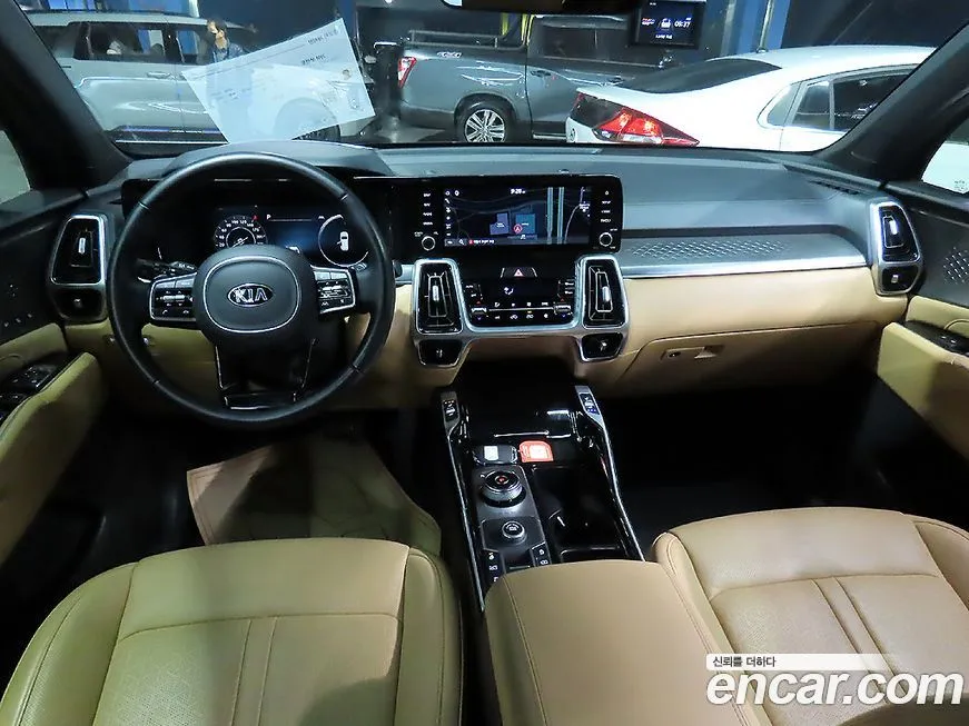 Kia Sorento — фото 5