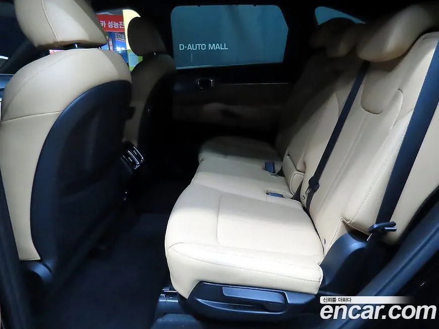 Kia Sorento — фото 7