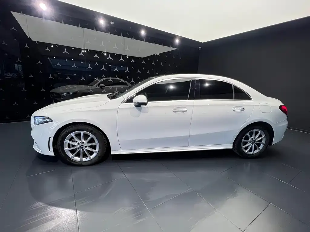 Mercedes-Benz A-Class — фото 3