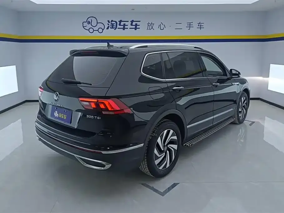 Volkswagen Tiguan L — фото 3