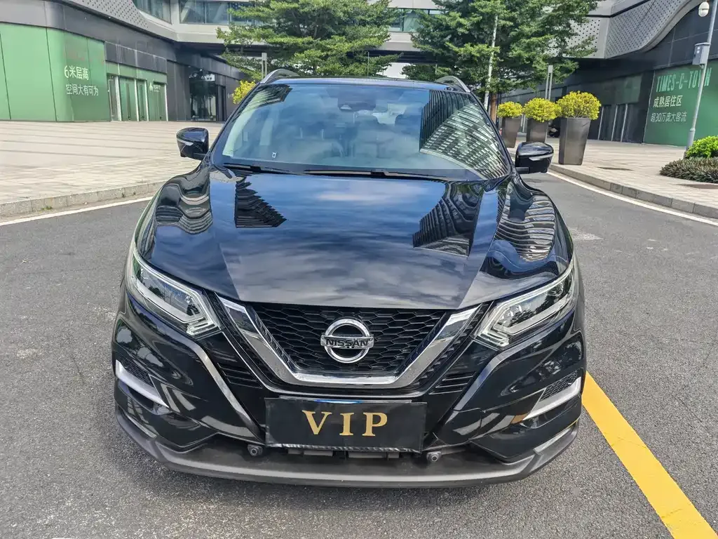 Nissan Qashqai — фото 2