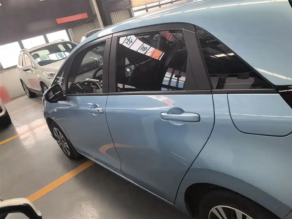 Honda Fit — фото 5