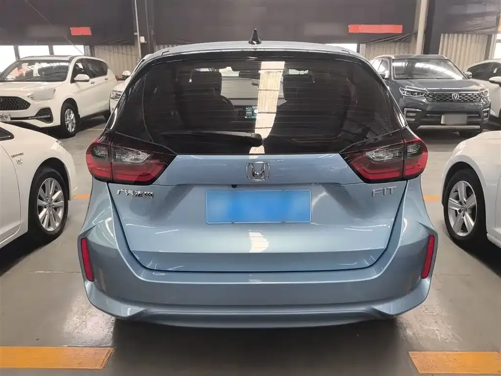 Honda Fit — фото 6