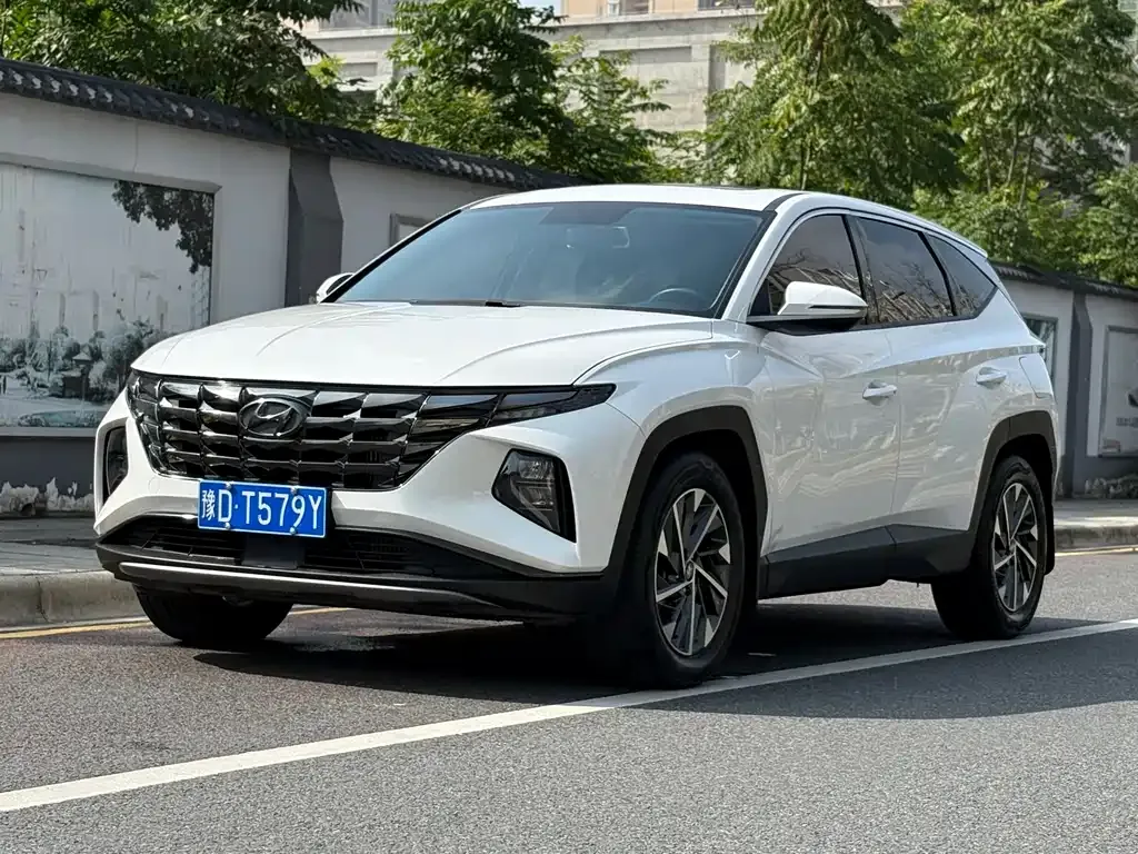 Hyundai Tucson — фото 1
