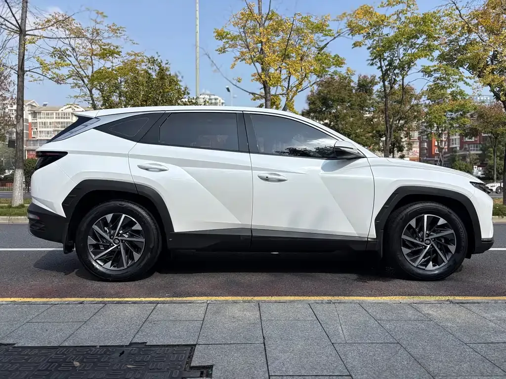 Hyundai Tucson — фото 8