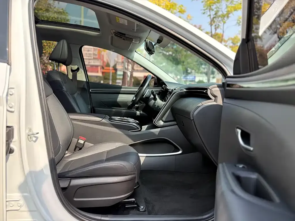 Hyundai Tucson — фото 9