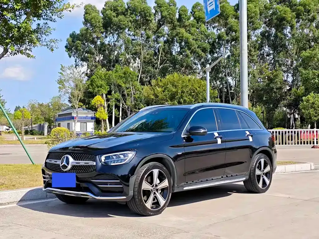 Mercedes-Benz GLC — фото 1