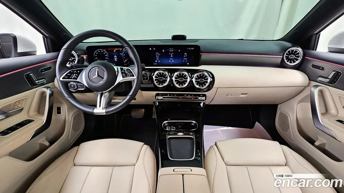 Mercedes-Benz A-Class — фото 7