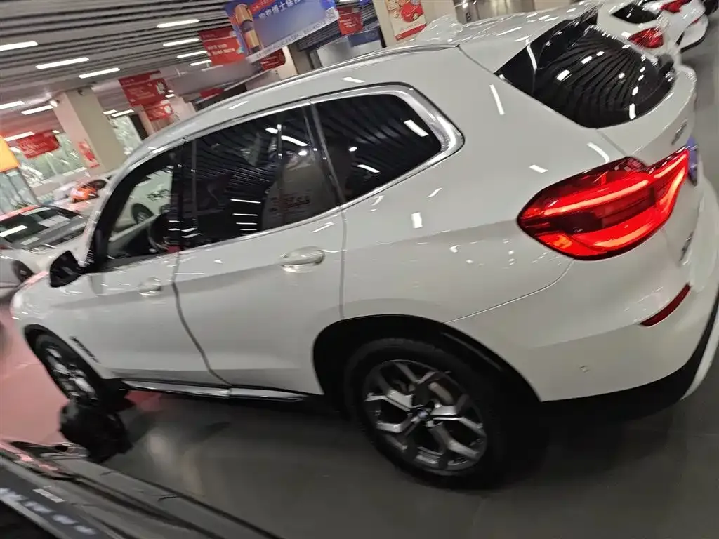 BMW X3 — фото 5