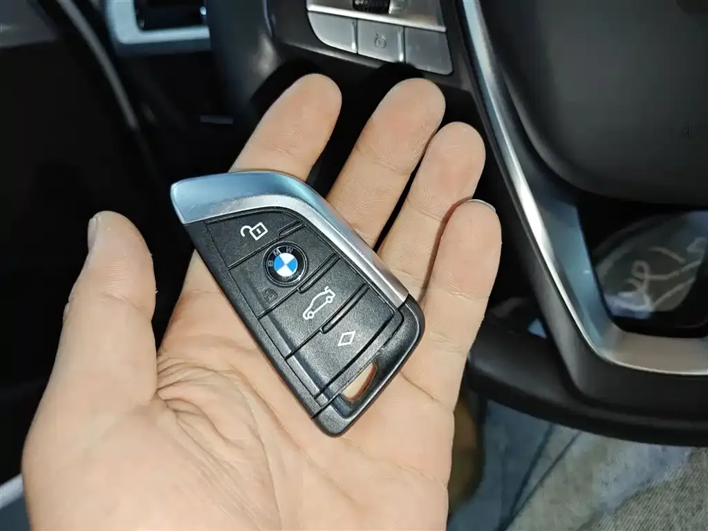 BMW X3 — фото 9