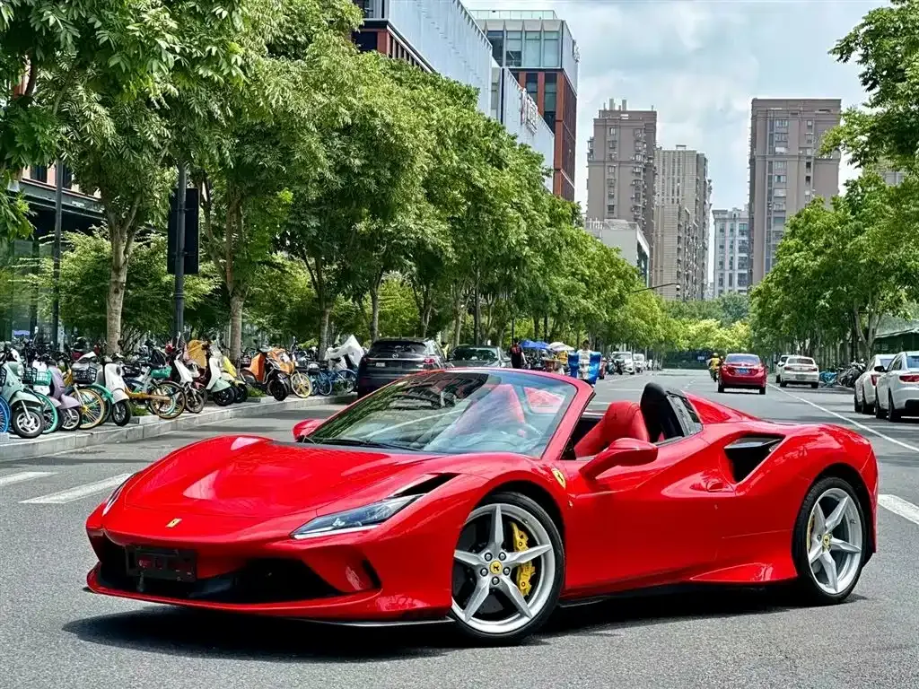 Ferrari F8 — фото 1