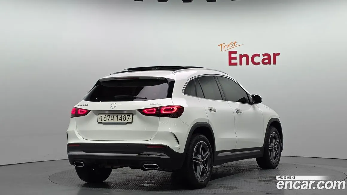 Mercedes-Benz GLA-Class — фото 2
