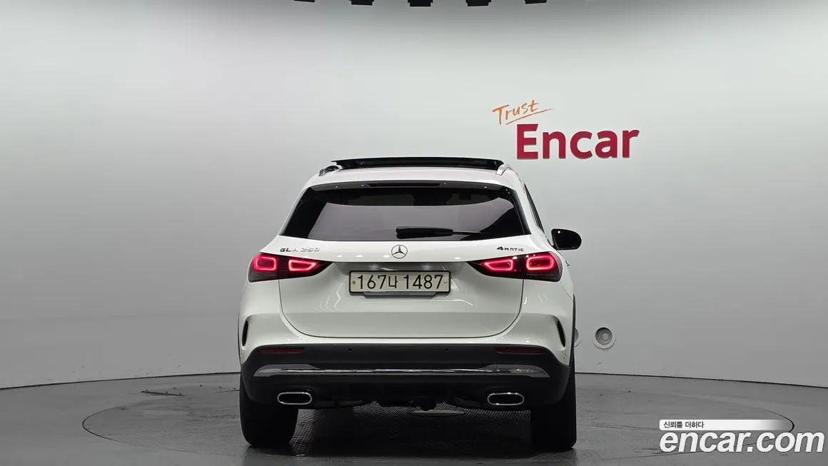 Mercedes-Benz GLA-Class — фото 4