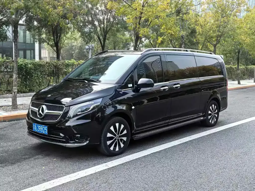 Mercedes-Benz Vito — фото 1