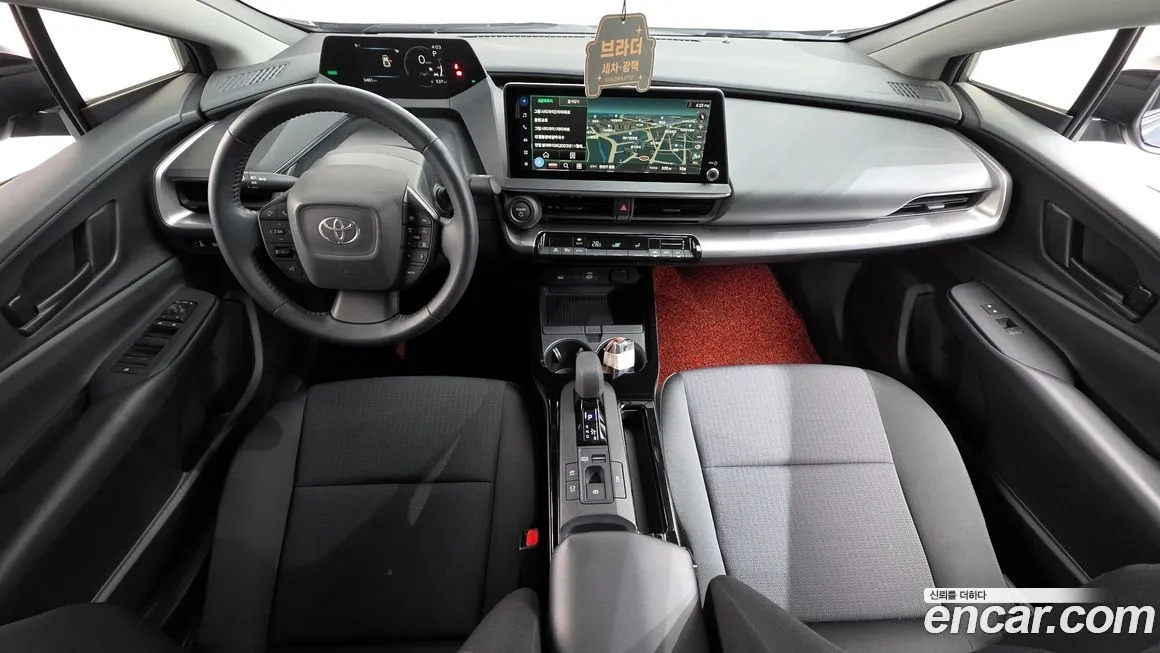 Toyota Prius — фото 7