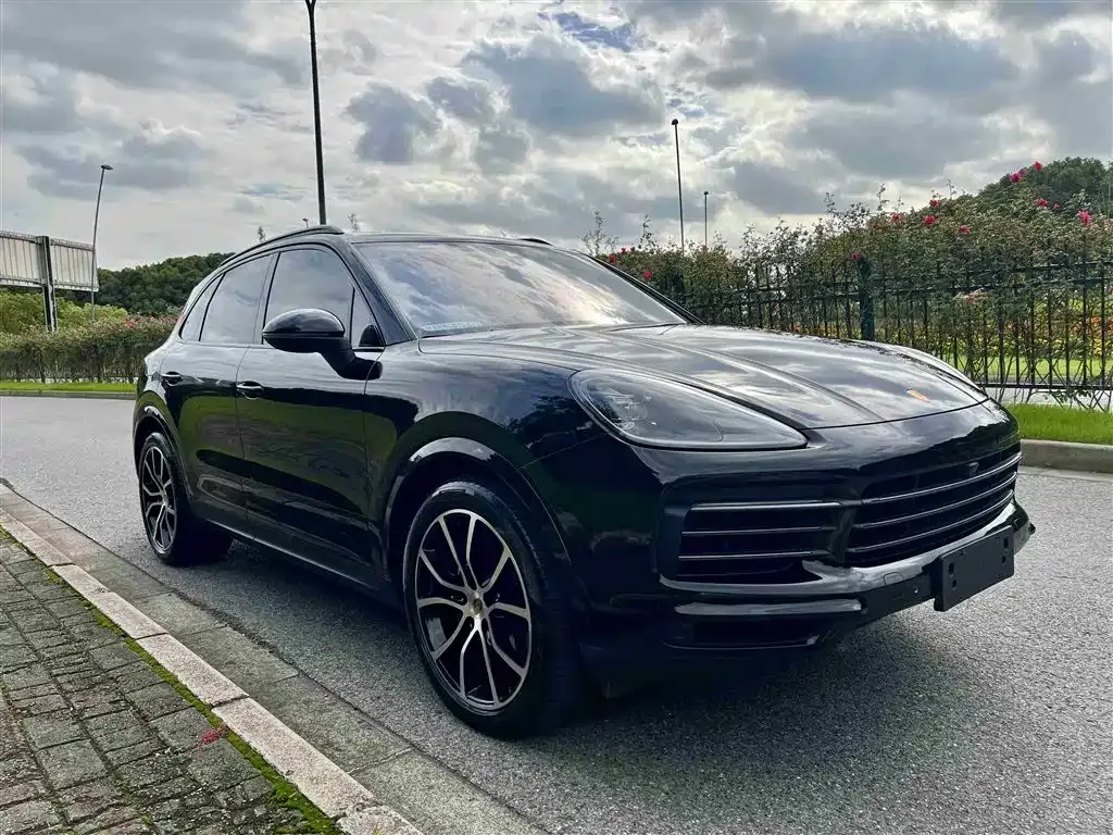 Porsche Cayenne — фото 3