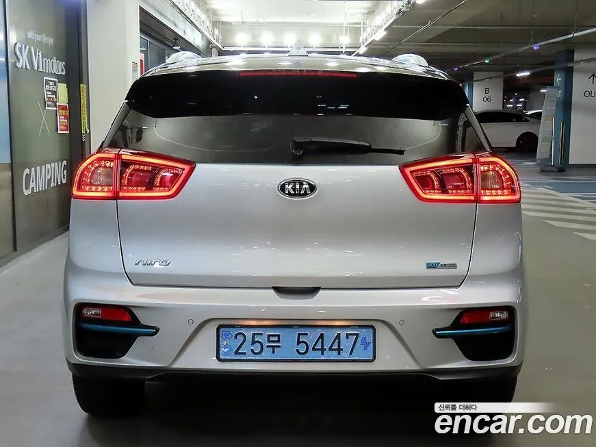 Kia Niro — фото 5