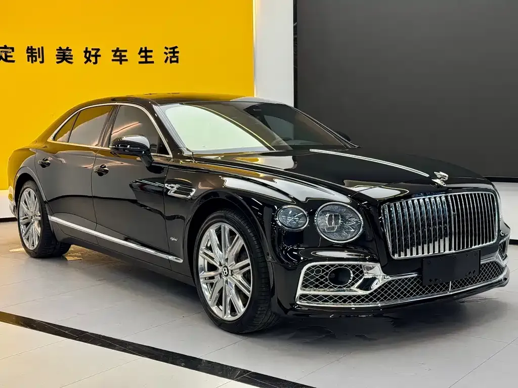 Bentley Flying Spur PHEV — фото 3