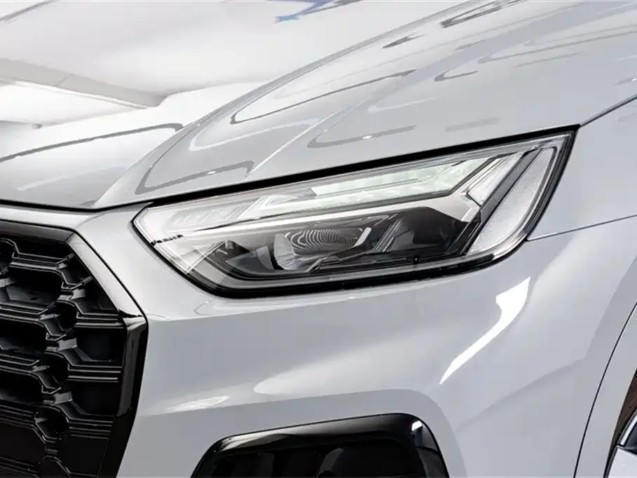 Audi Q5L — фото 4