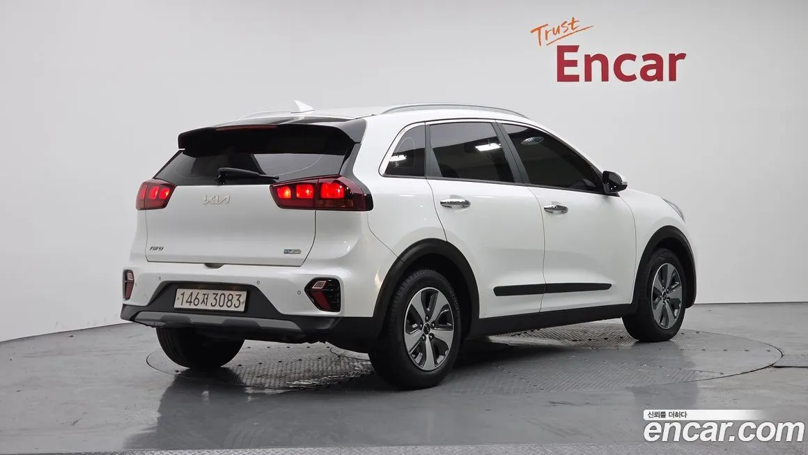 Kia Niro — фото 2