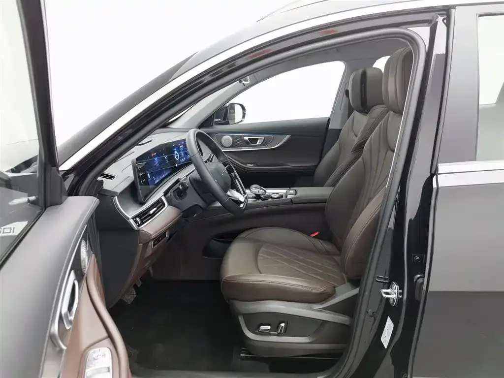 Chery Tiggo 8 PRO — фото 10