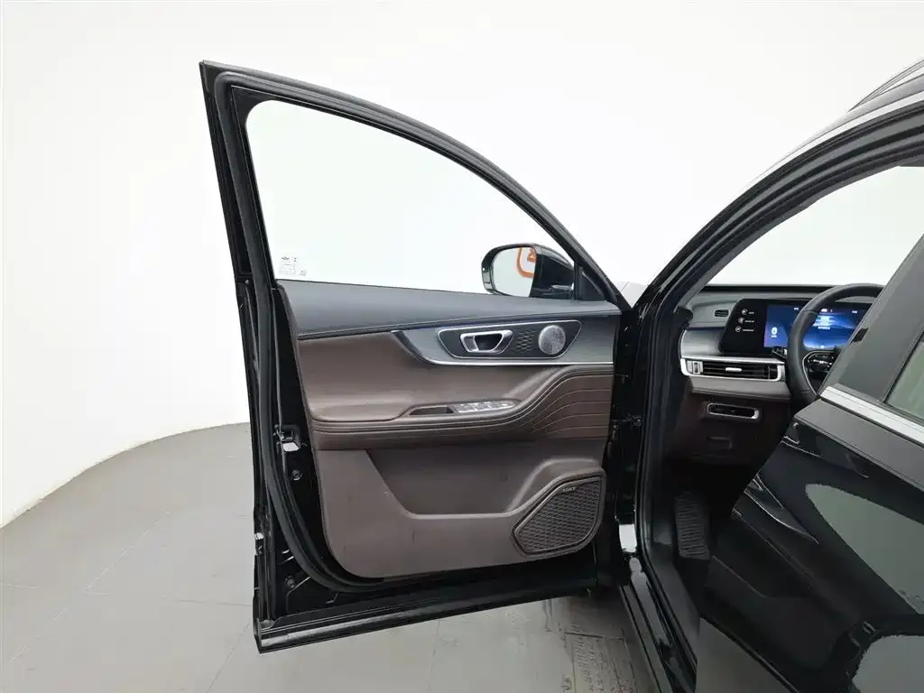 Chery Tiggo 8 PRO — фото 8