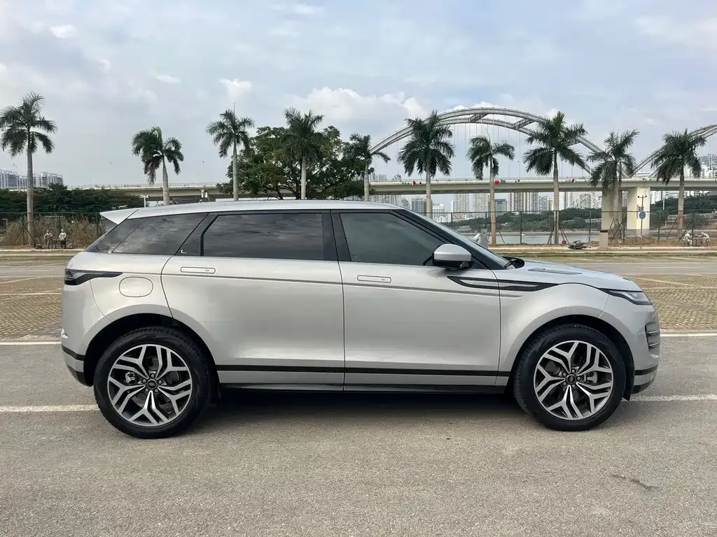 Land Rover Evoque — фото 7