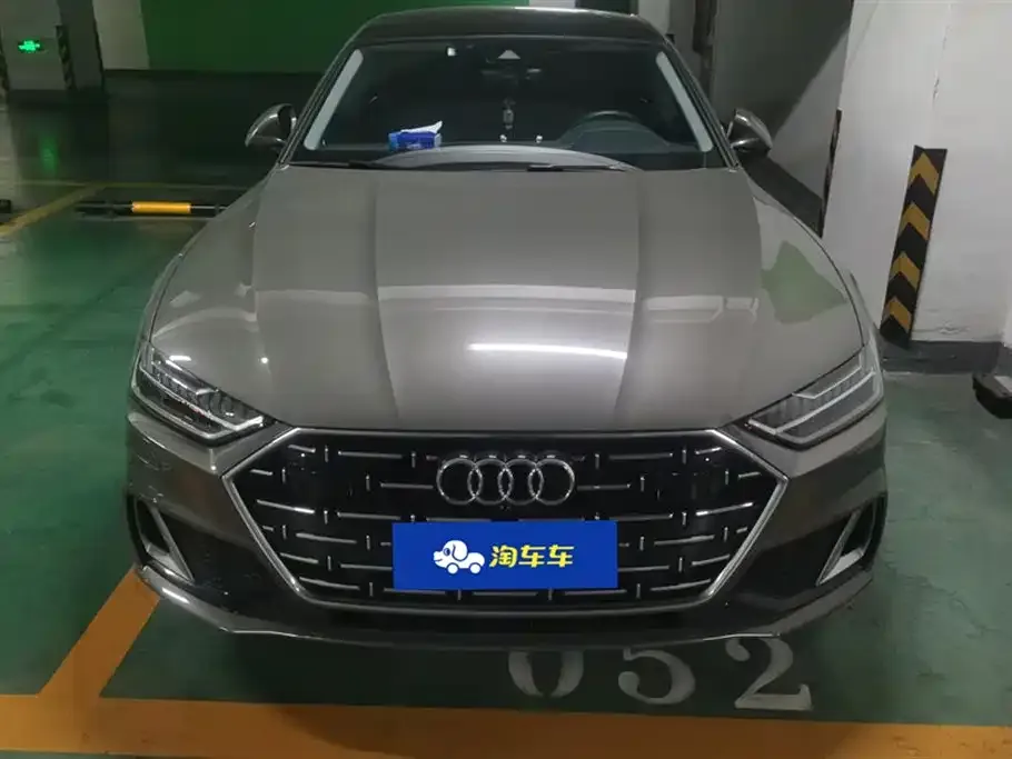 Audi A7L — фото 2