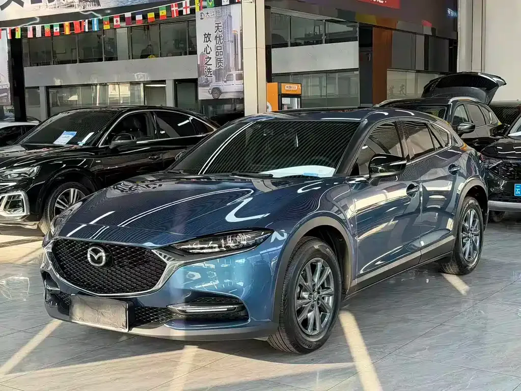 Mazda CX-4 — фото 1