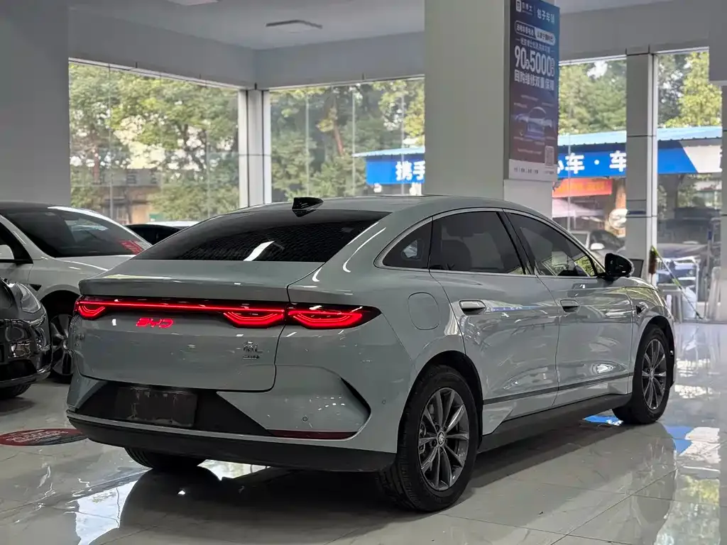 BYD Qin L — фото 3