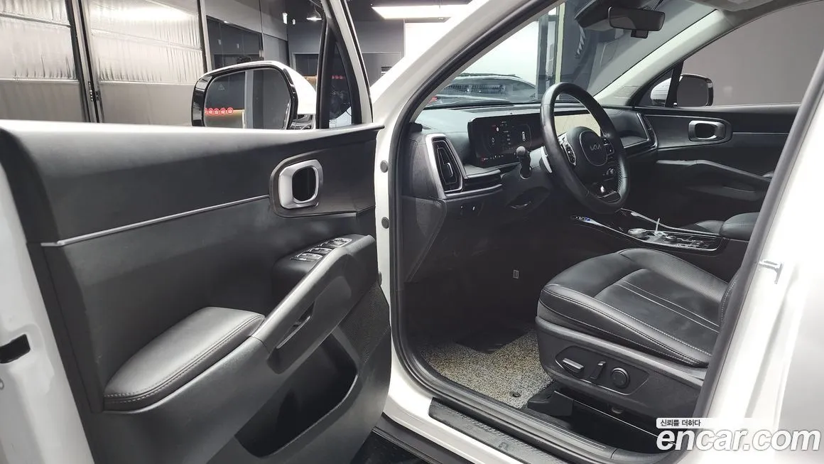 Kia Sorento — фото 10