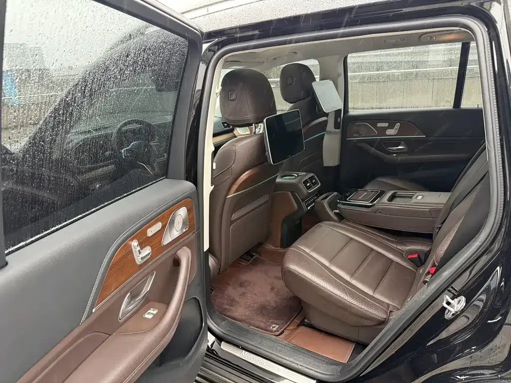 Mercedes-Benz GLS — фото 5