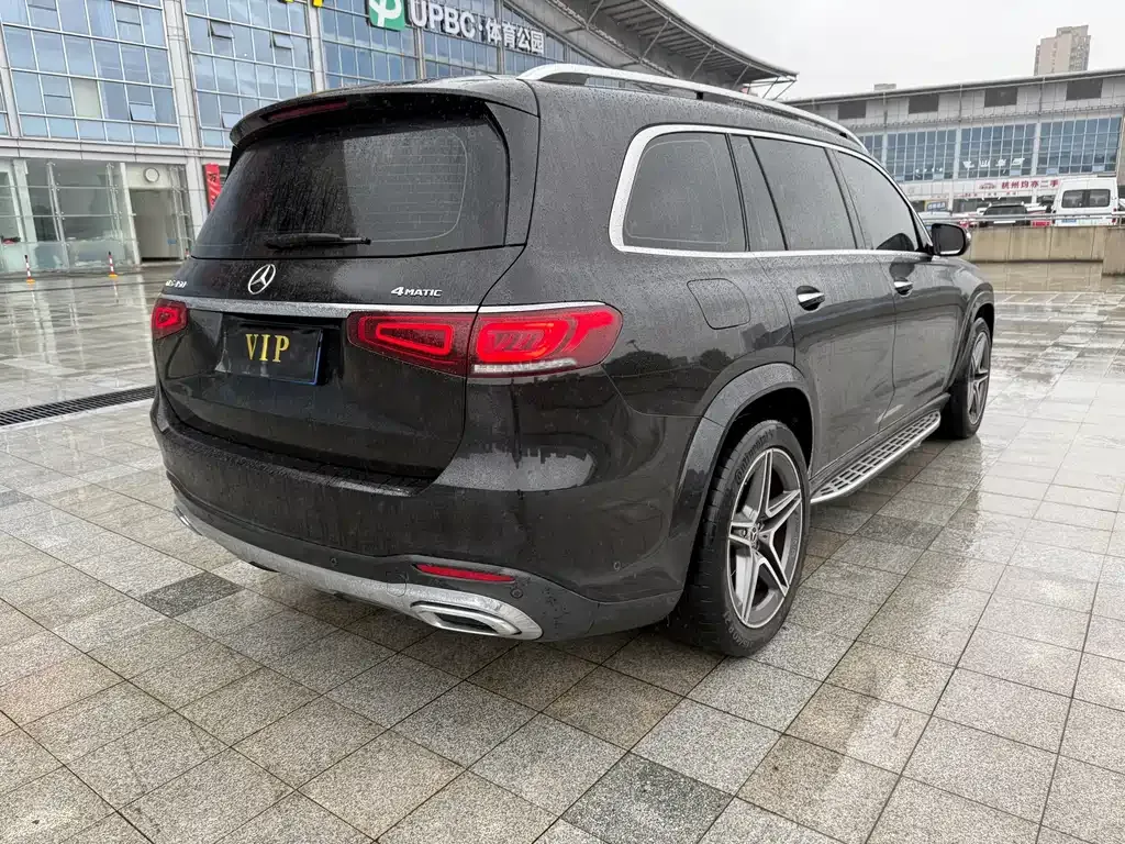 Mercedes-Benz GLS — фото 9