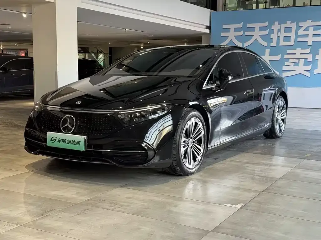 Mercedes-Benz EQS — фото 1