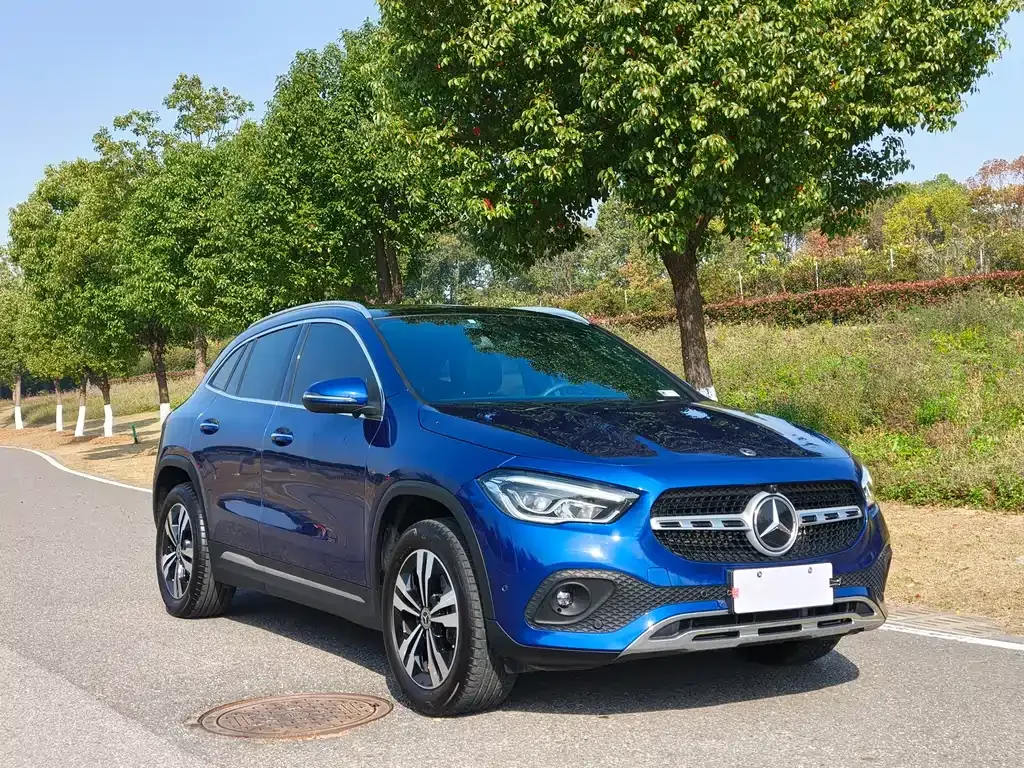Mercedes-Benz GLA — фото 1