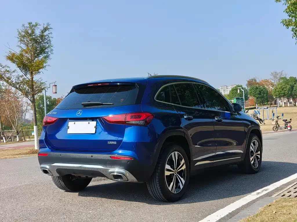 Mercedes-Benz GLA — фото 10