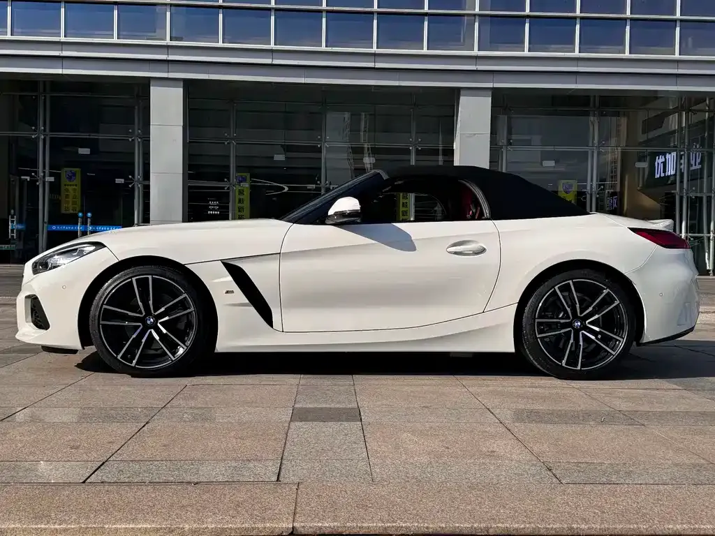 BMW Z4 — фото 4