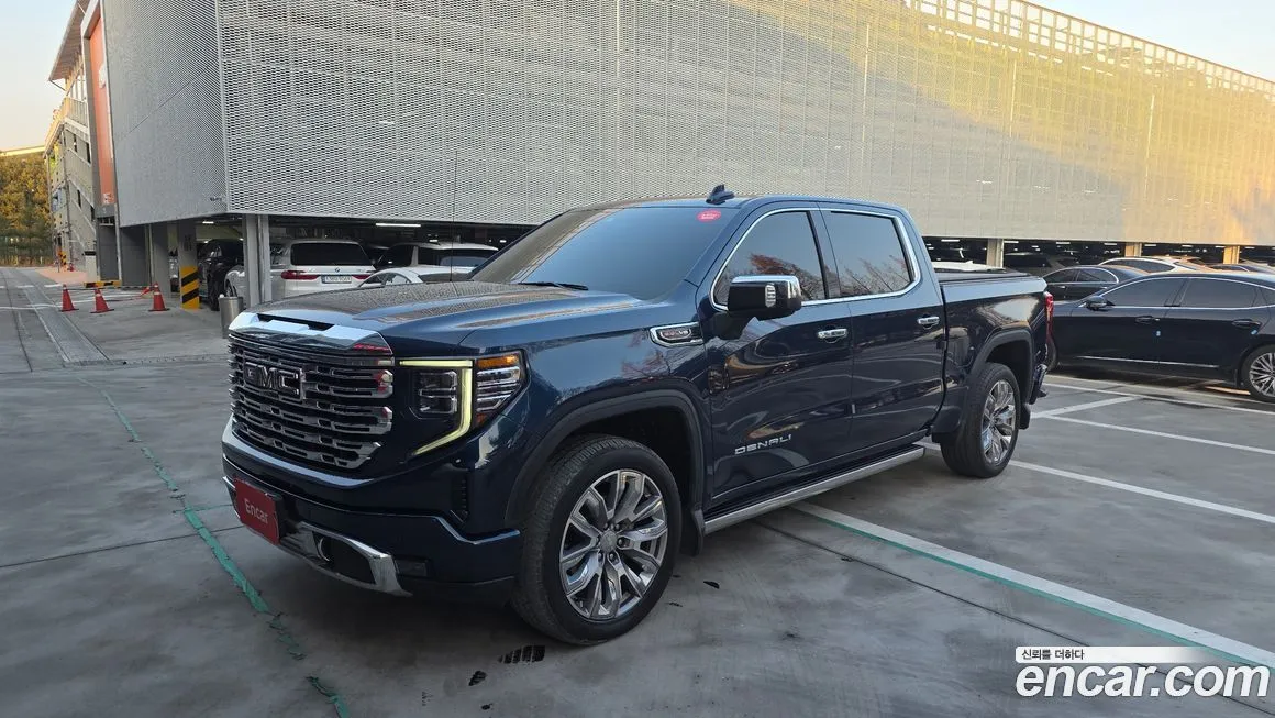 GMC Sierra — фото 1