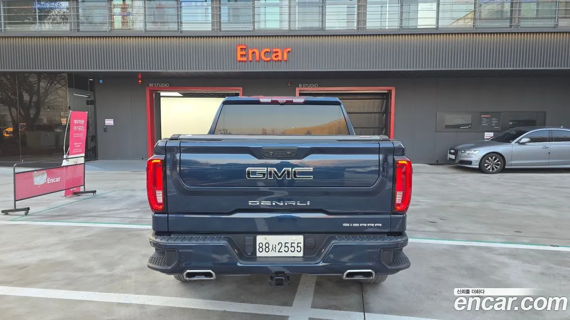 GMC Sierra — фото 4