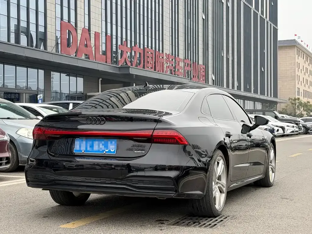 Audi A7L — фото 4