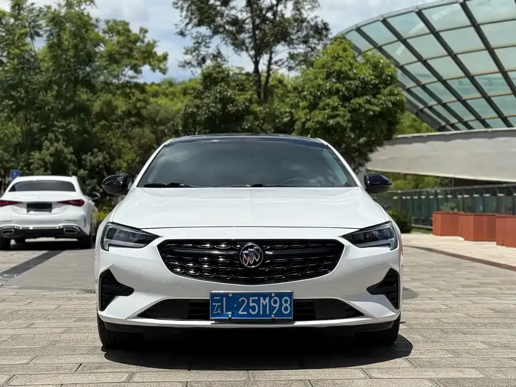 Buick Regal — фото 2