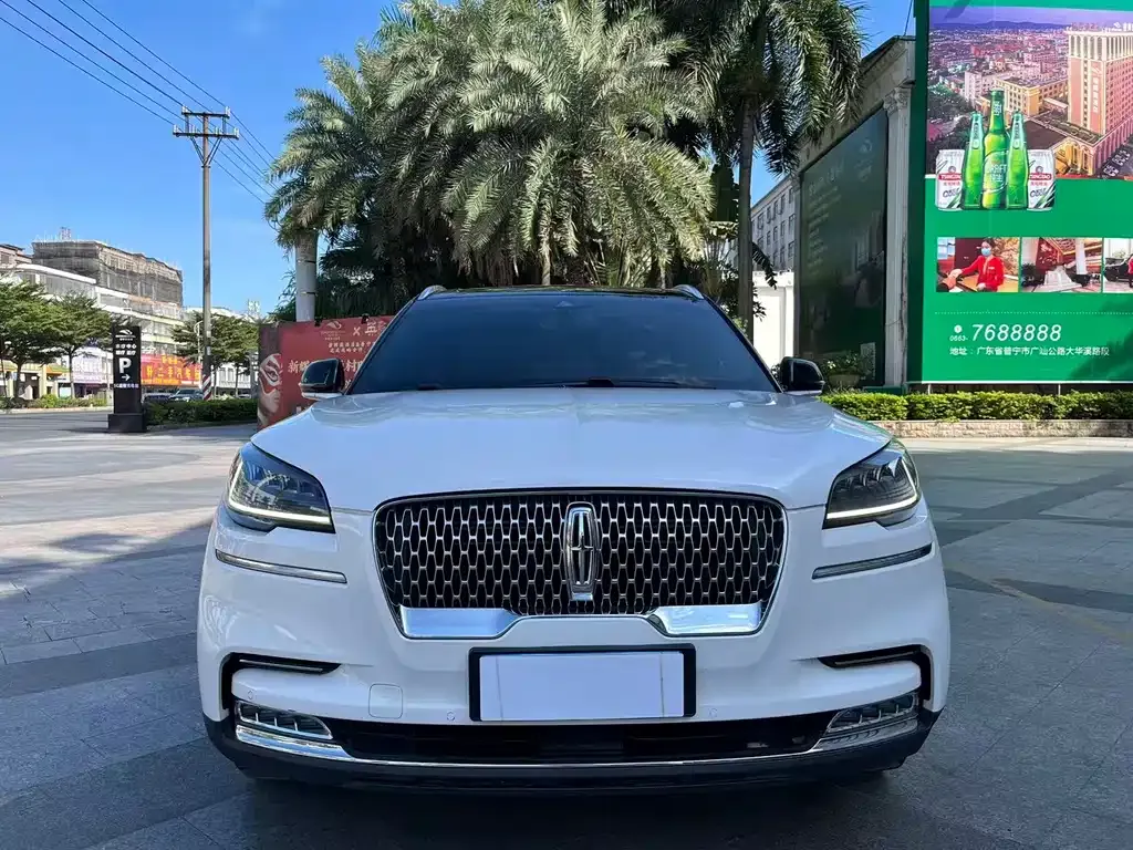 Lincoln Aviator — фото 2