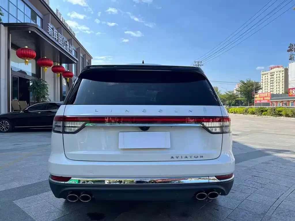 Lincoln Aviator — фото 7