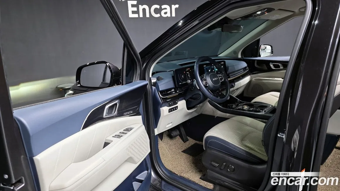 Kia Carnival — фото 10