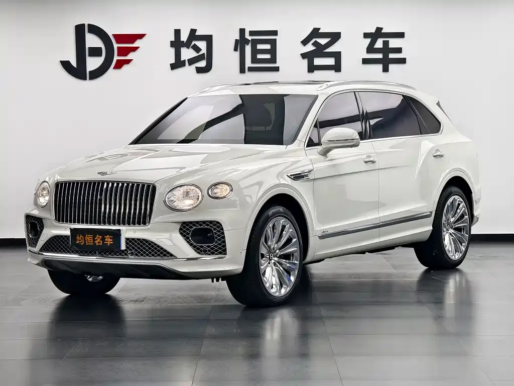 Bentley Bentayga — фото 1
