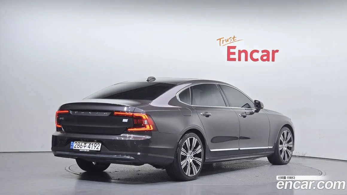 Volvo S90 — фото 2