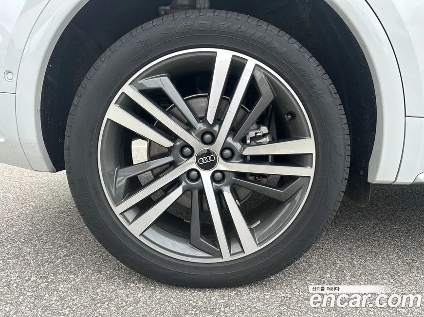 Audi Q5 — фото 5