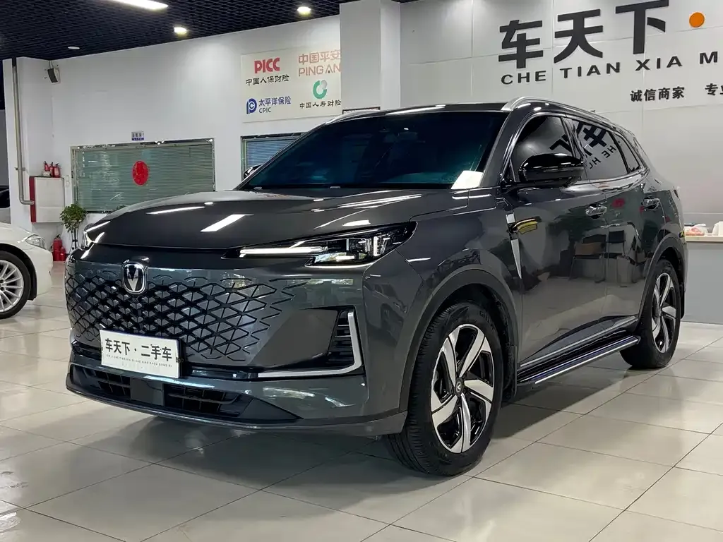 Changan CS55PLUS — фото 1