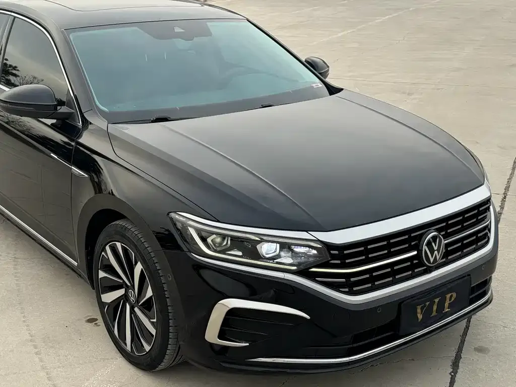 Volkswagen Passat — фото 3